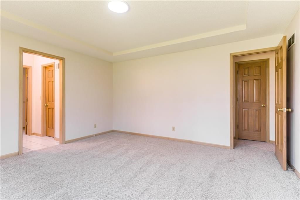 6528 N London Drive — photo 27
