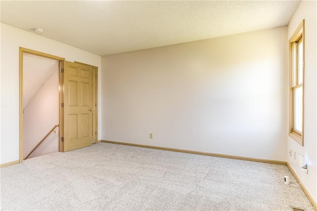 6528 N London Drive — photo 39