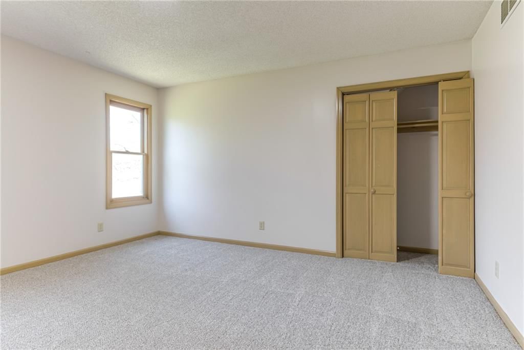 6528 N London Drive — photo 40