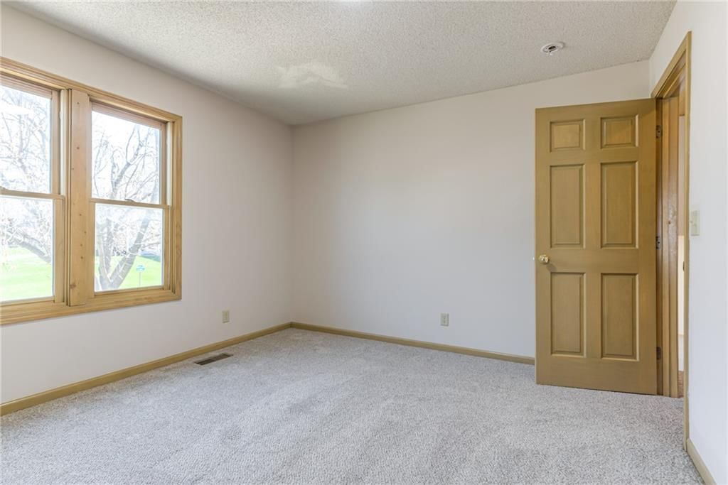6528 N London Drive — photo 47