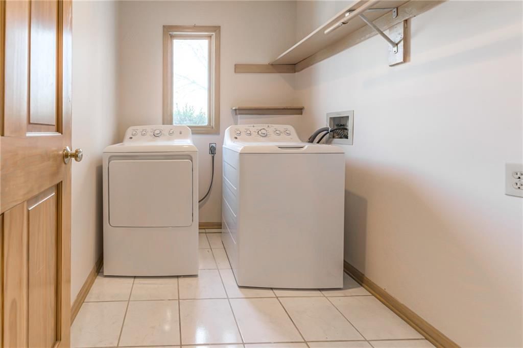 6528 N London Drive — photo 52