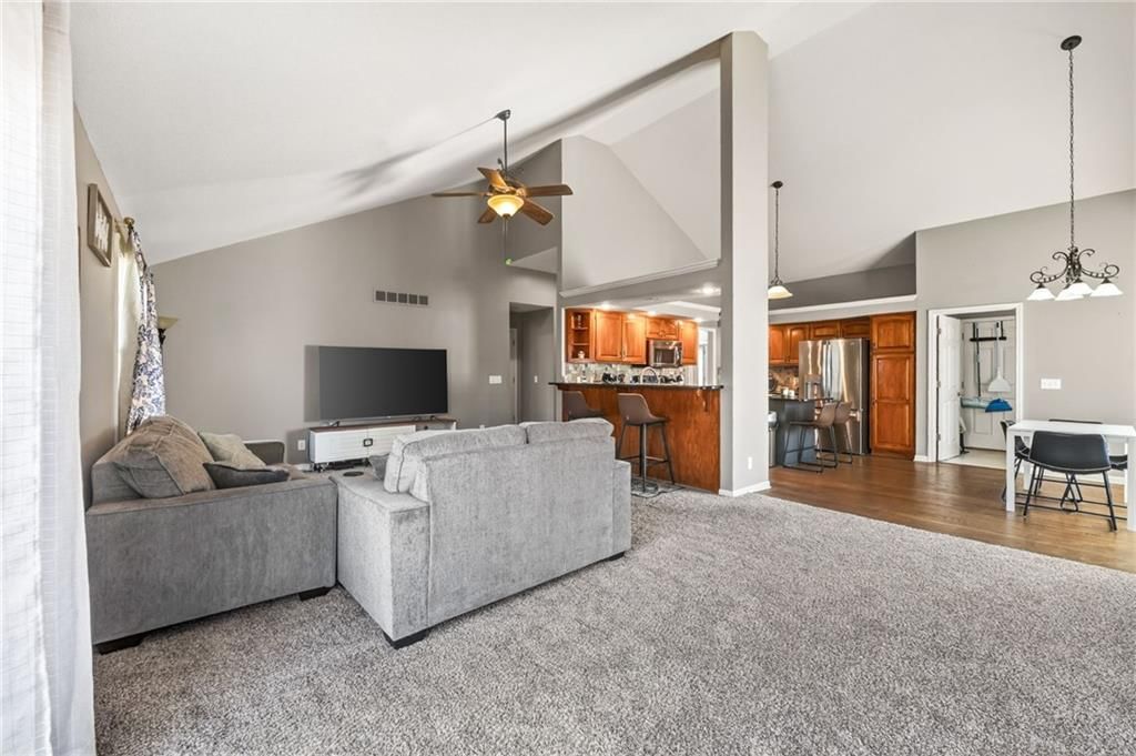 3402 Kempton Court — photo 9
