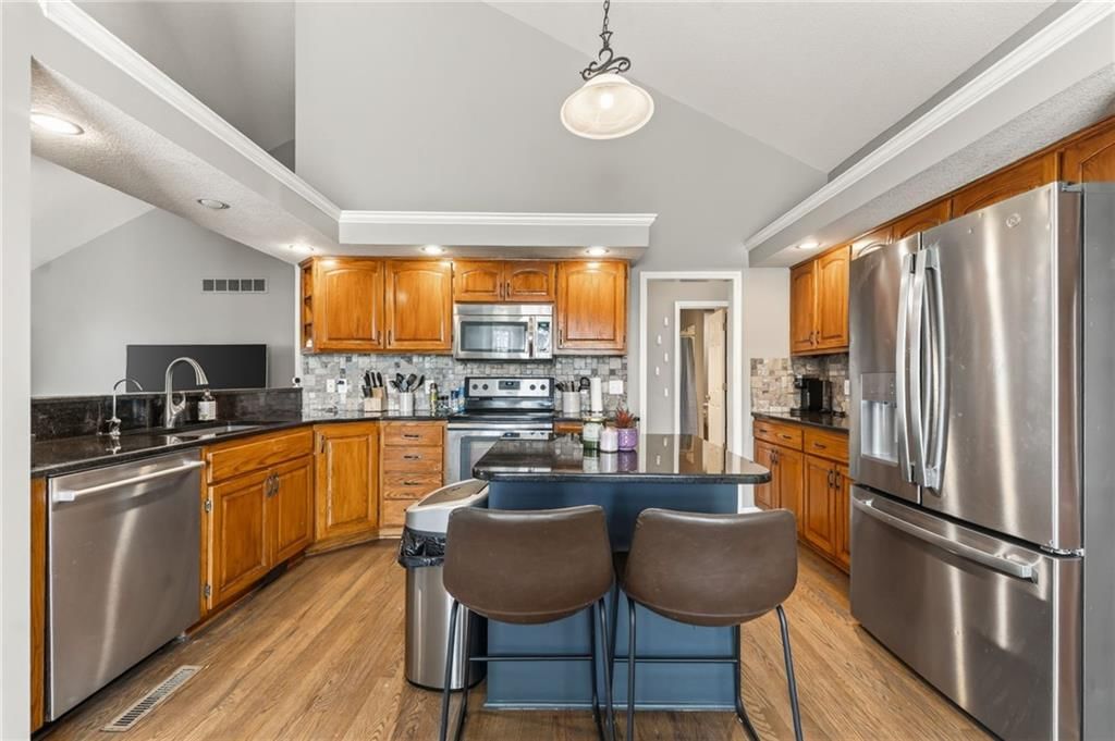 3402 Kempton Court — photo 12