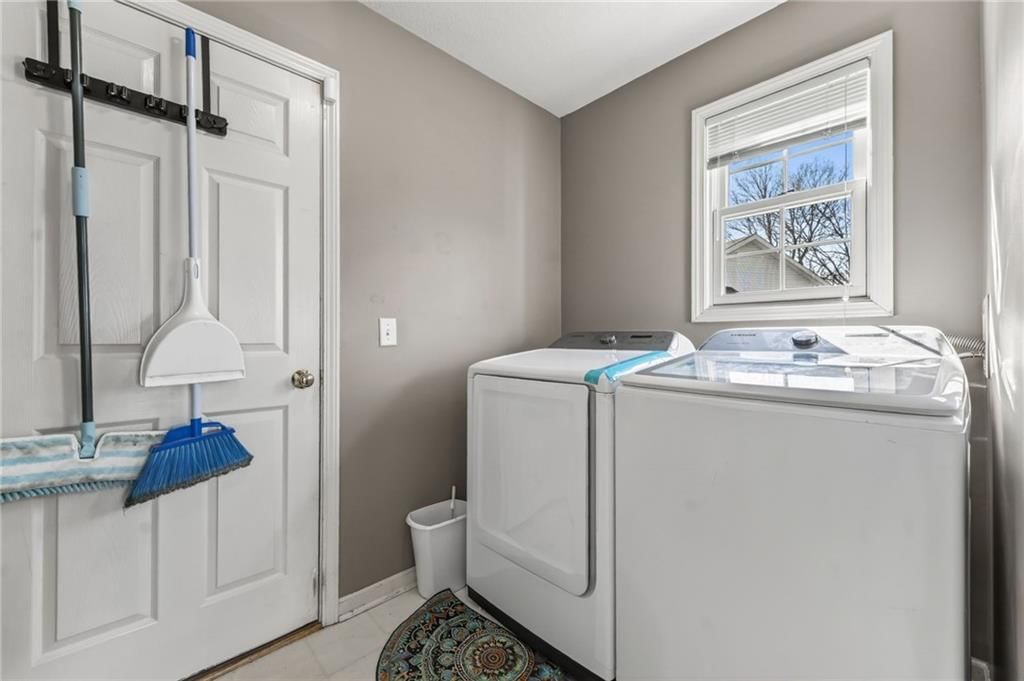 3402 Kempton Court — photo 22
