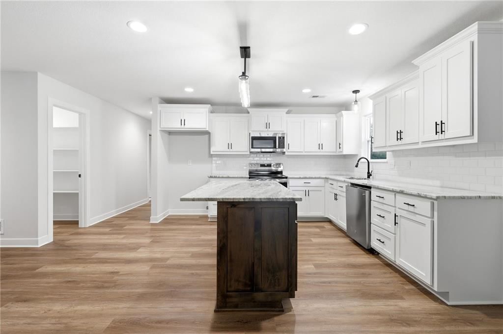 103 S Crittendon Street — photo 9