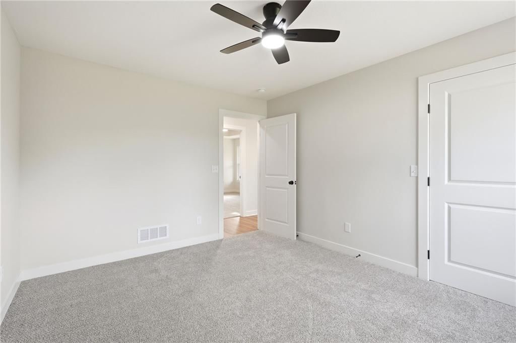 103 S Crittendon Street — photo 25