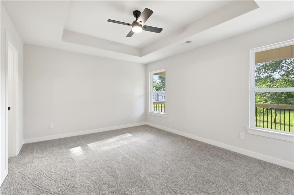 103 S Crittendon Street — photo 28