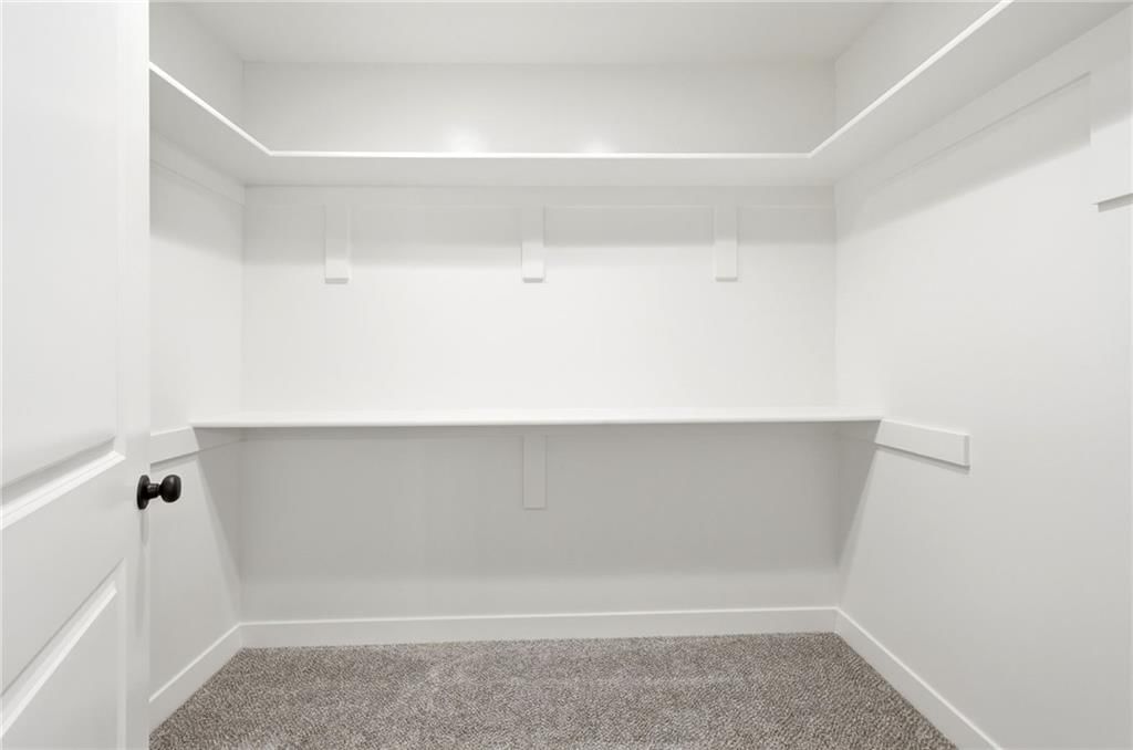 103 S Crittendon Street — photo 32