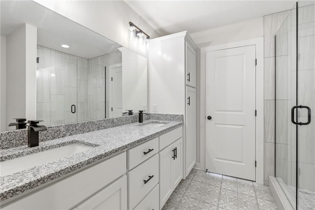 103 S Crittendon Street — photo 33