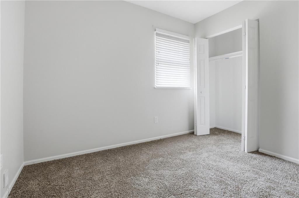 1917 SE Abbey Street — photo 16