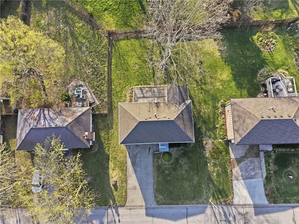 1917 SE Abbey Street — photo 36