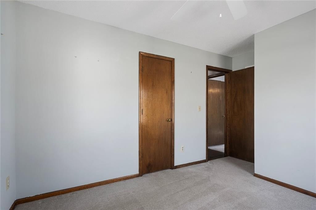 305 SE Bent Tree Drive — photo 17