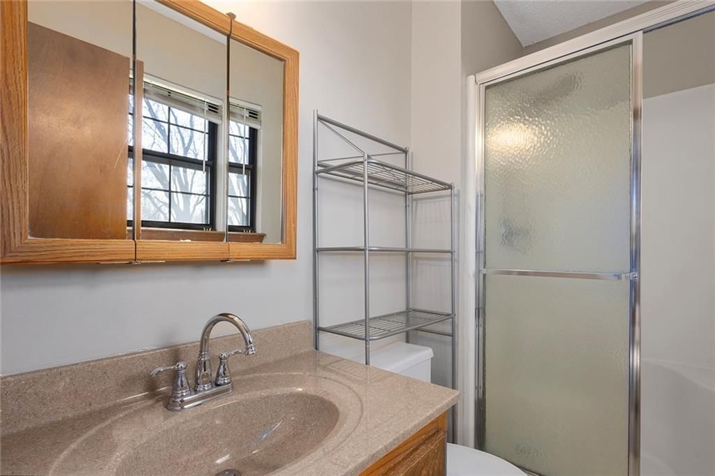 305 SE Bent Tree Drive — photo 21