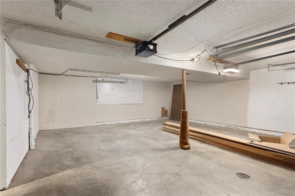 305 SE Bent Tree Drive — photo 24