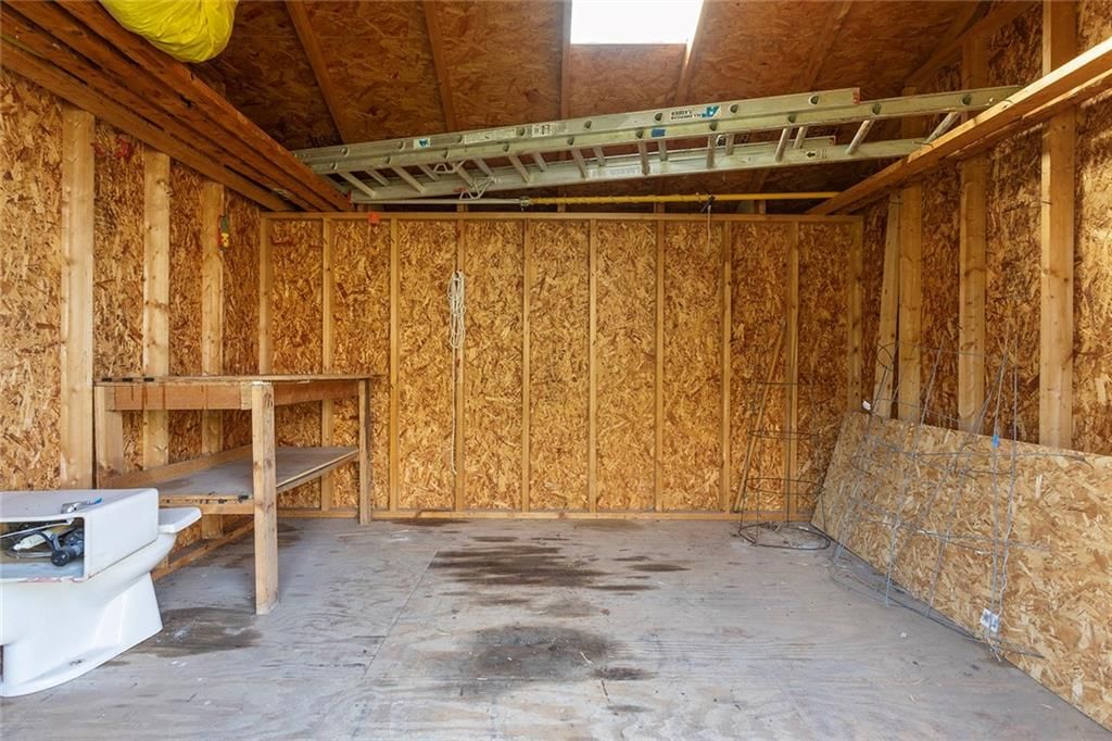 305 SE Bent Tree Drive — photo 29