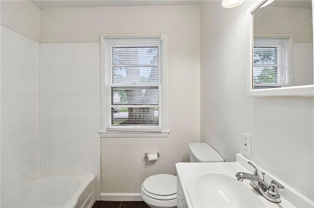 11709 Lawndale Avenue — photo 11