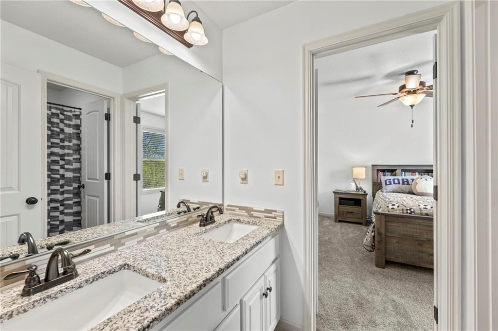 20573 W 112 Terrace — photo 31