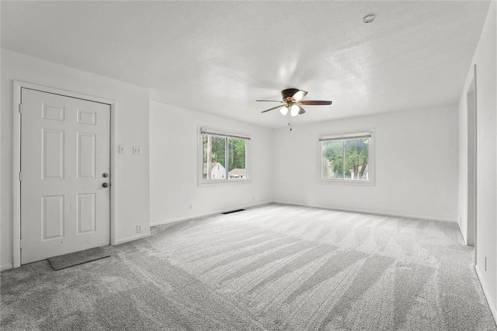 701 W 24th Street — photo 5