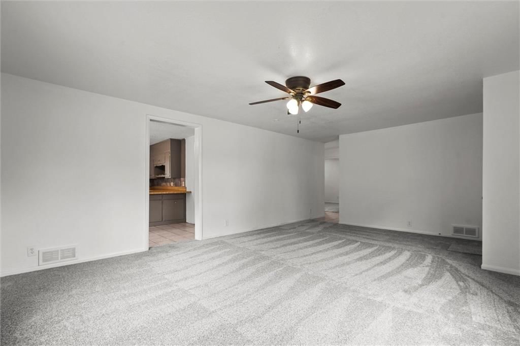 701 W 24th Street — photo 8