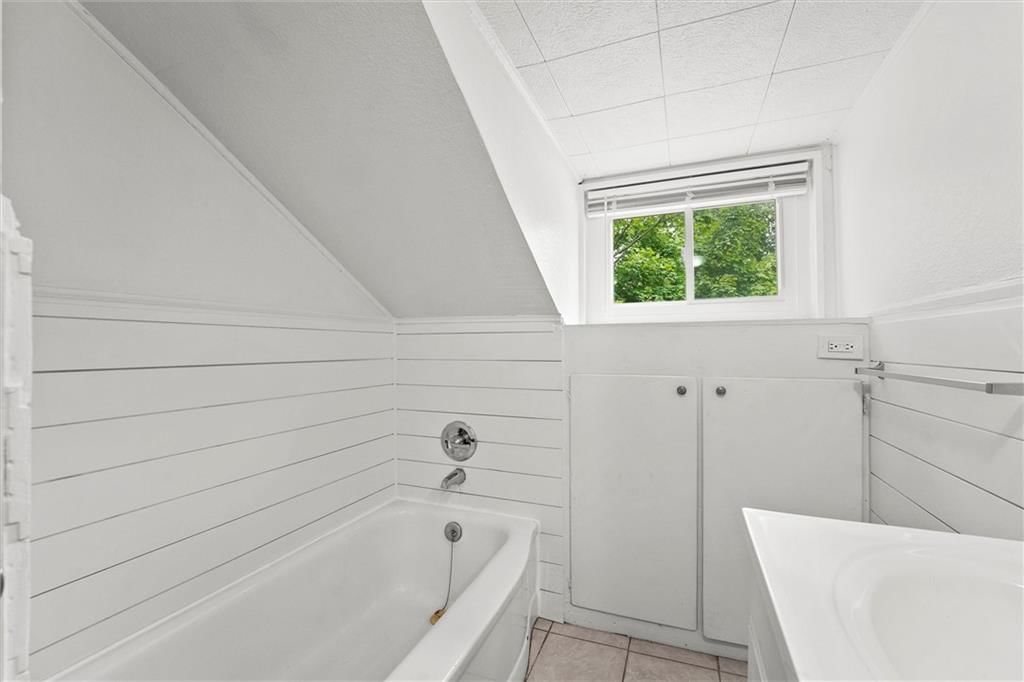 701 W 24th Street — photo 28