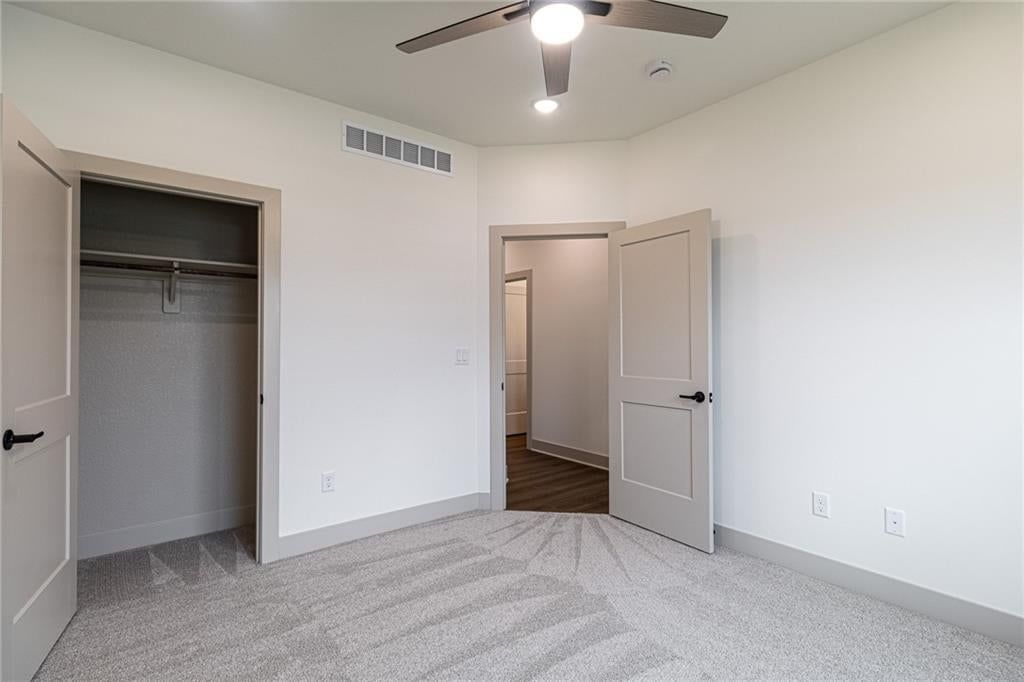 4706 Woodland Shores Court — photo 27