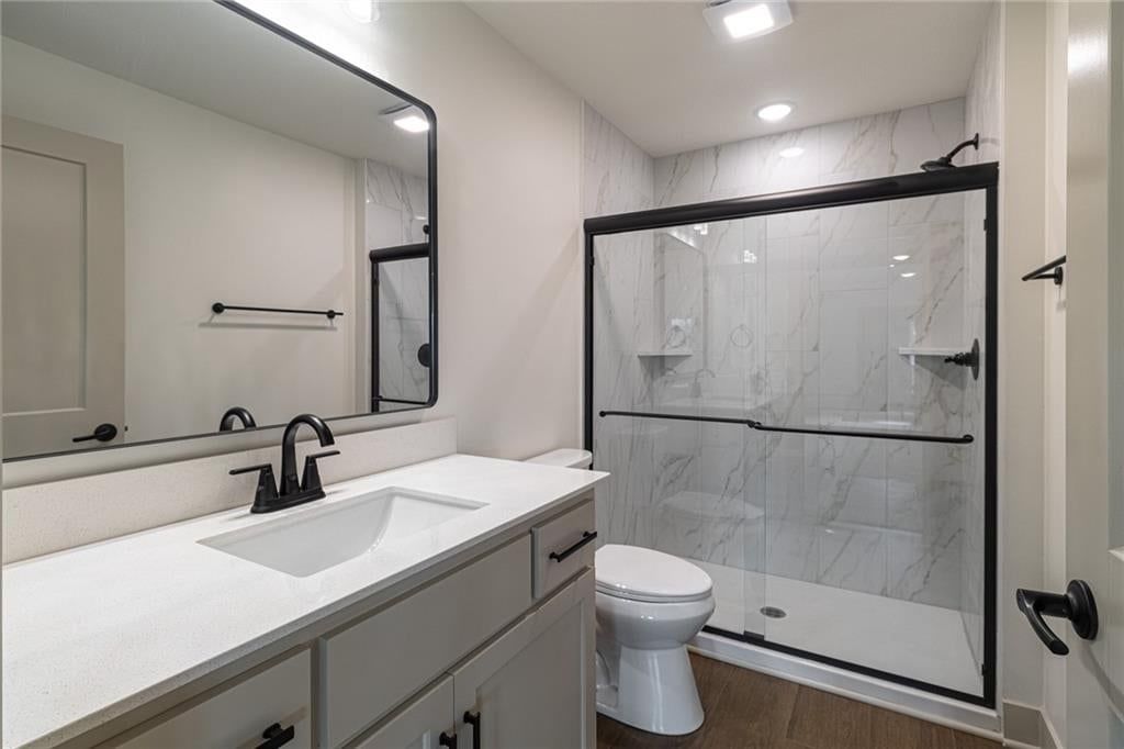 4706 Woodland Shores Court — photo 32