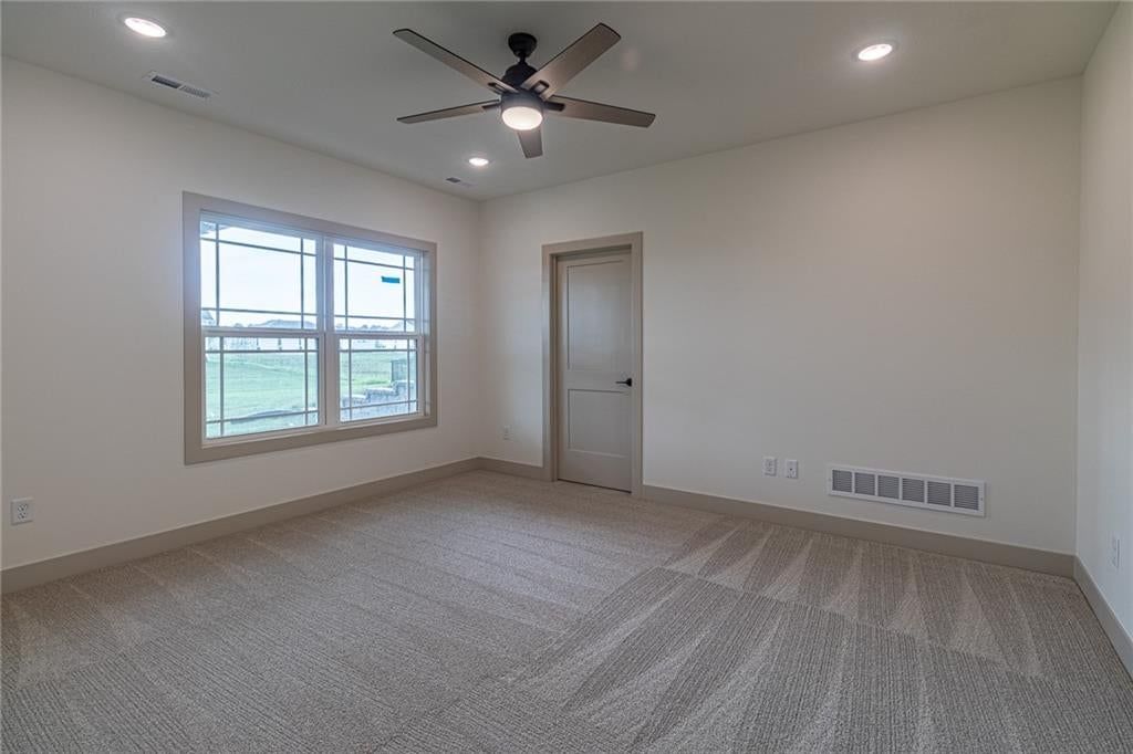 4706 Woodland Shores Court — photo 33