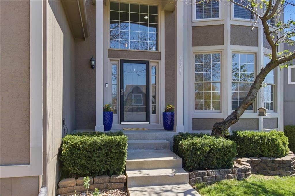 13213 Barton Street — photo 2