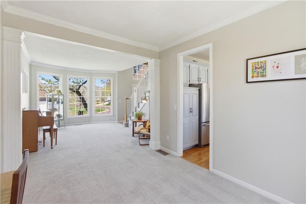 13213 Barton Street — photo 8