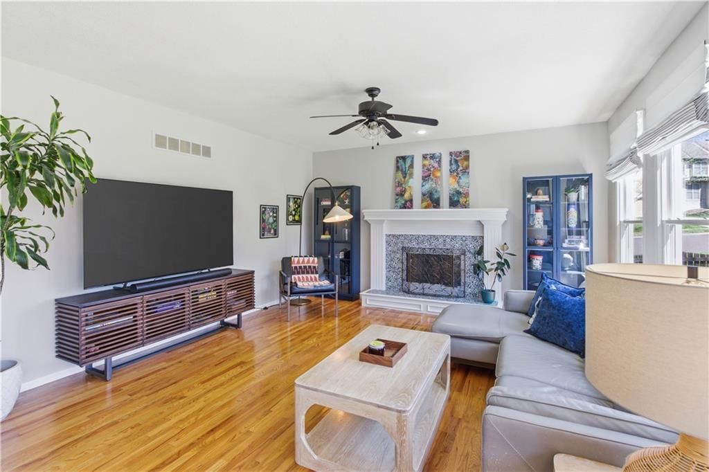 13213 Barton Street — photo 11