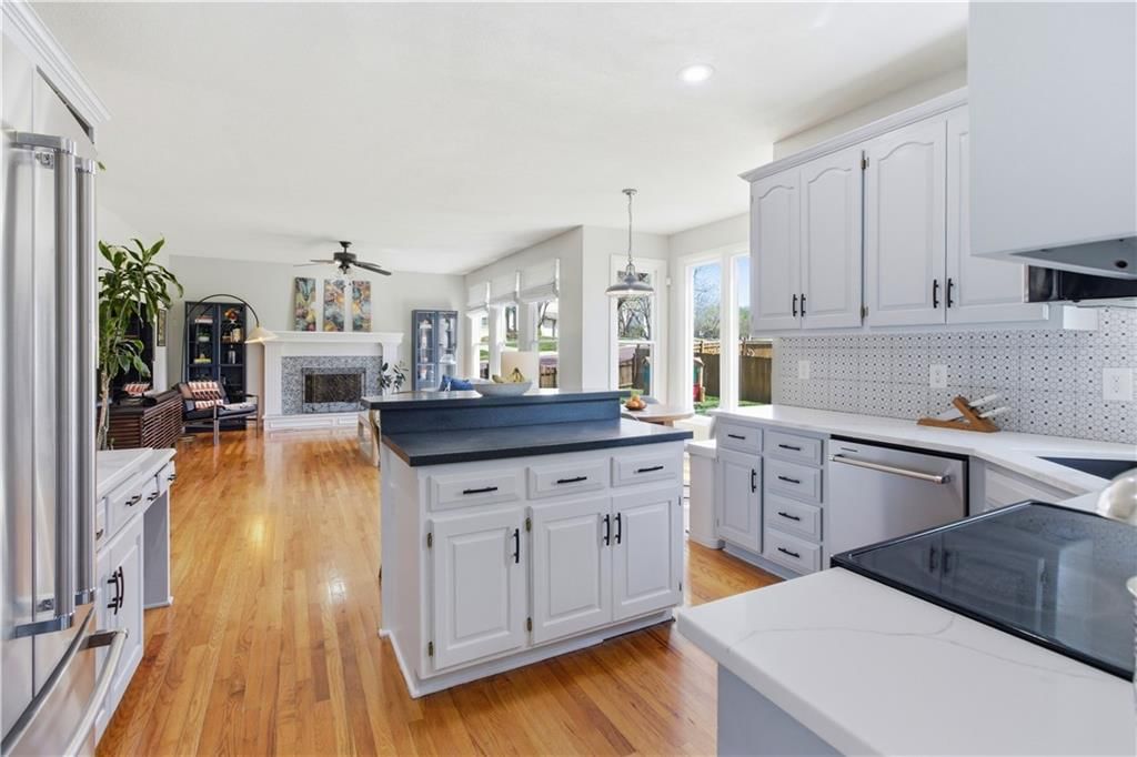 13213 Barton Street — photo 18