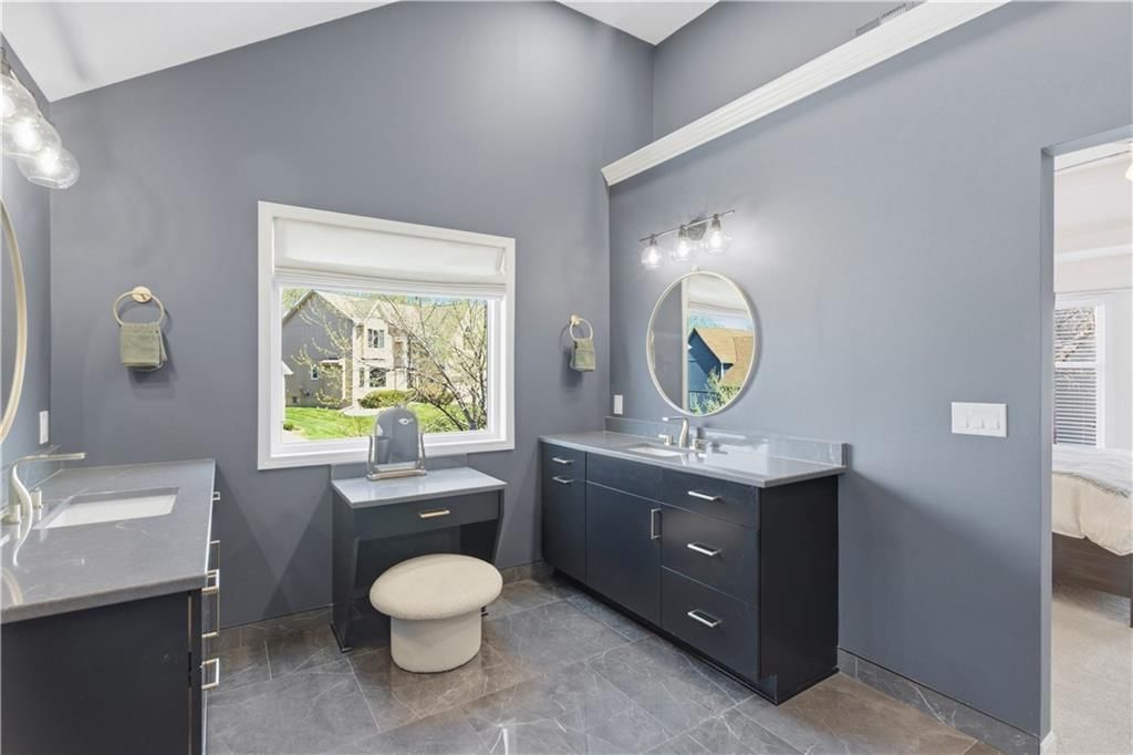 13213 Barton Street — photo 35