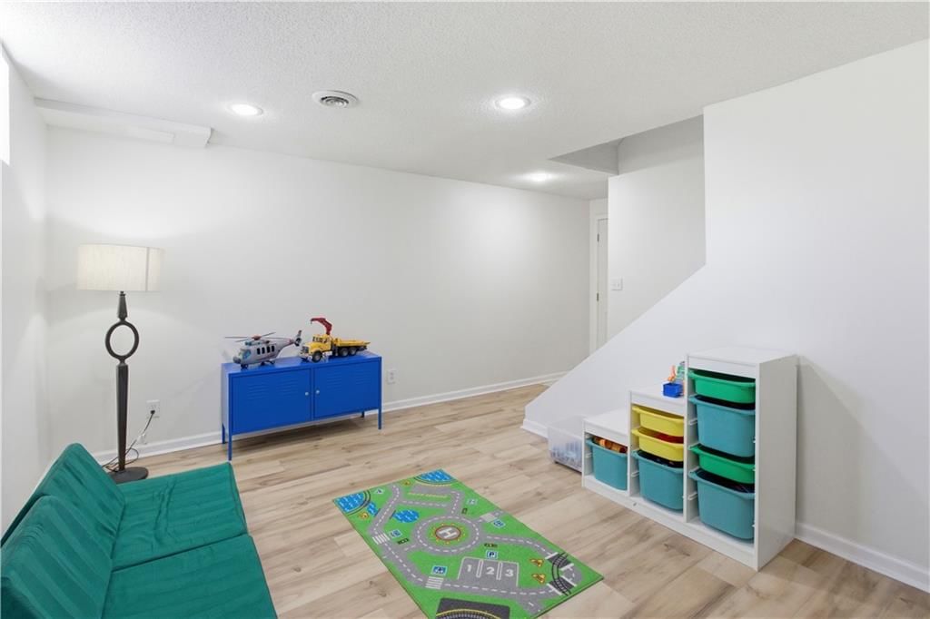 13213 Barton Street — photo 42