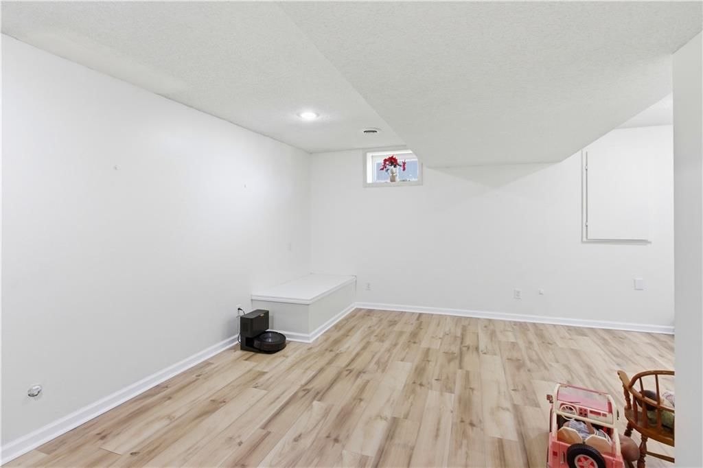 13213 Barton Street — photo 44