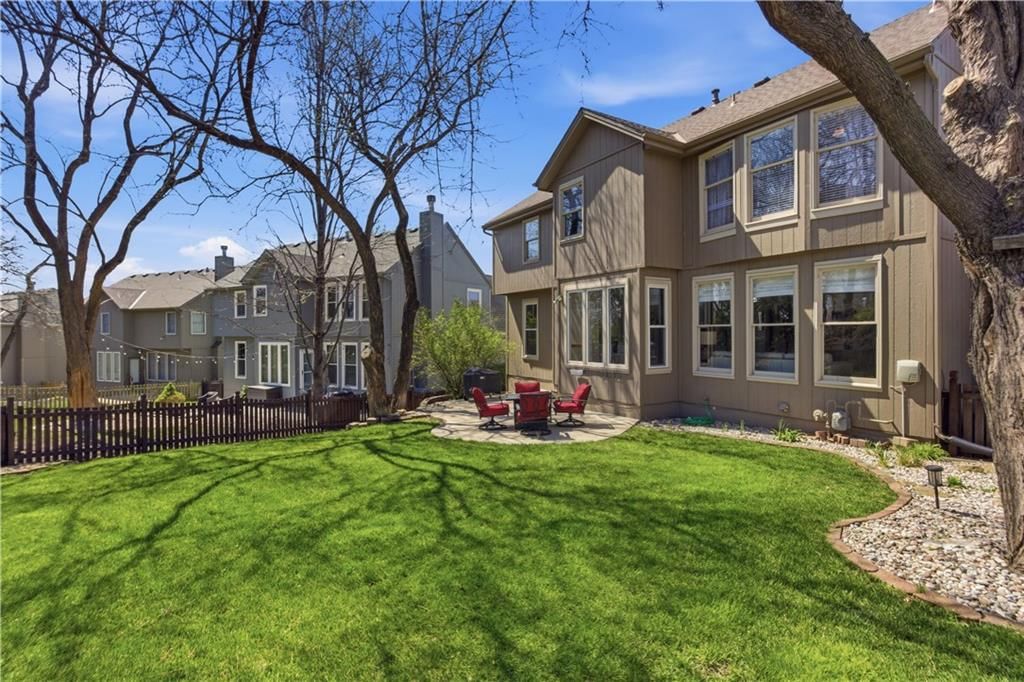 13213 Barton Street — photo 50