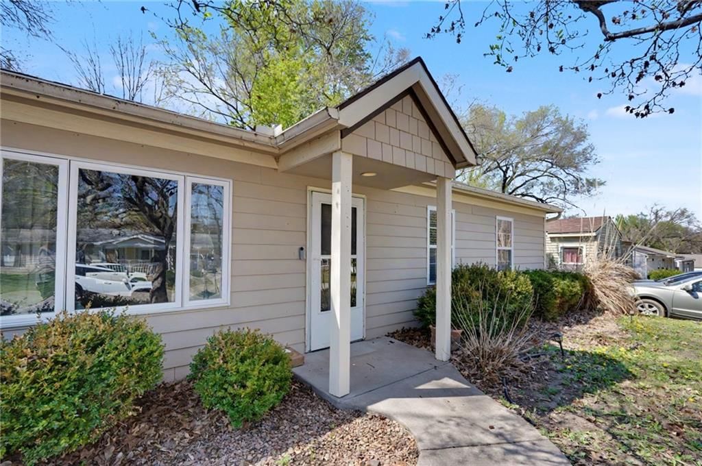1813 Miller Drive — photo 4