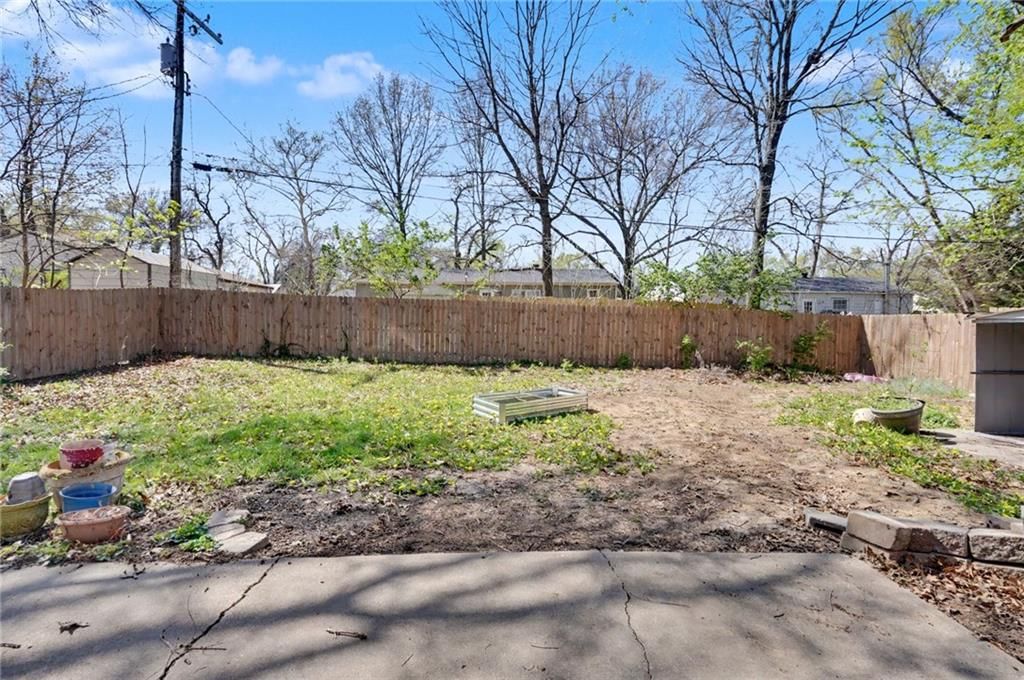 1813 Miller Drive — photo 22