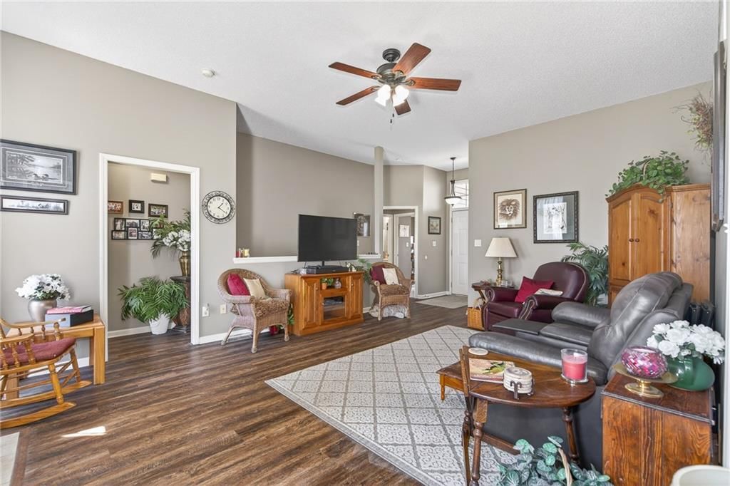 955 NW Maplewood Court — photo 8
