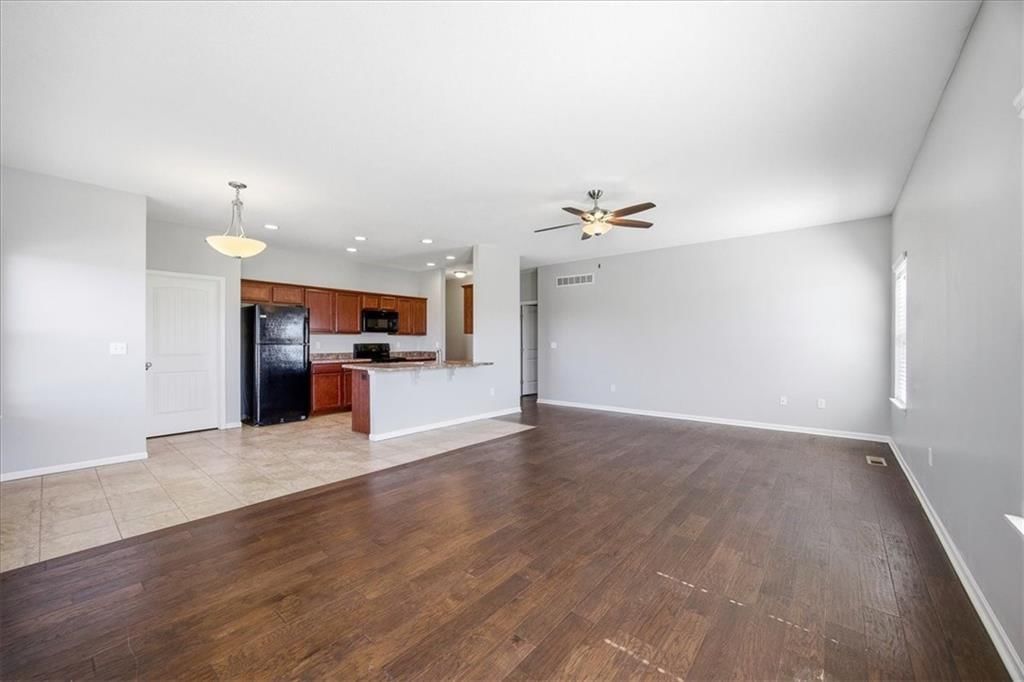 26191 W 141st Terrace — photo 7