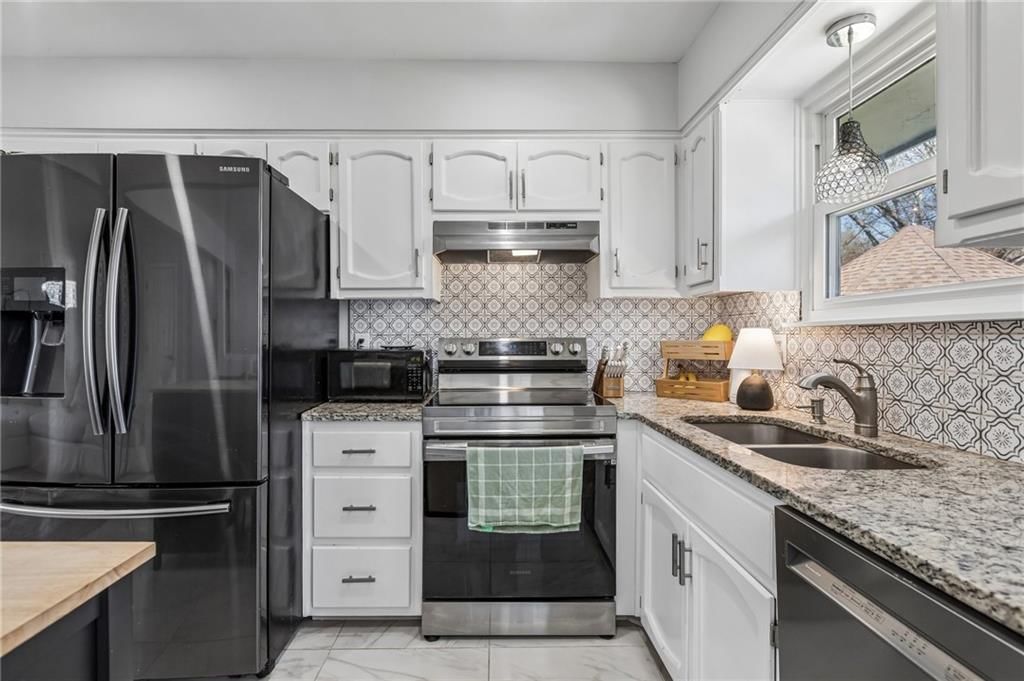 7316 NW 78th Street — photo 13