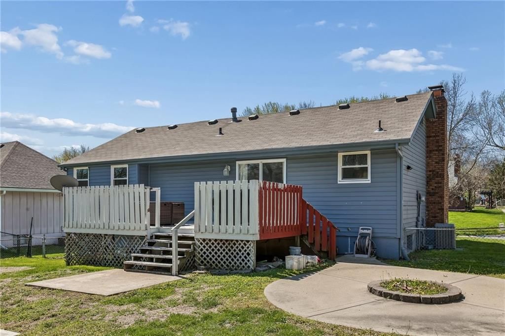 7316 NW 78th Street — photo 32