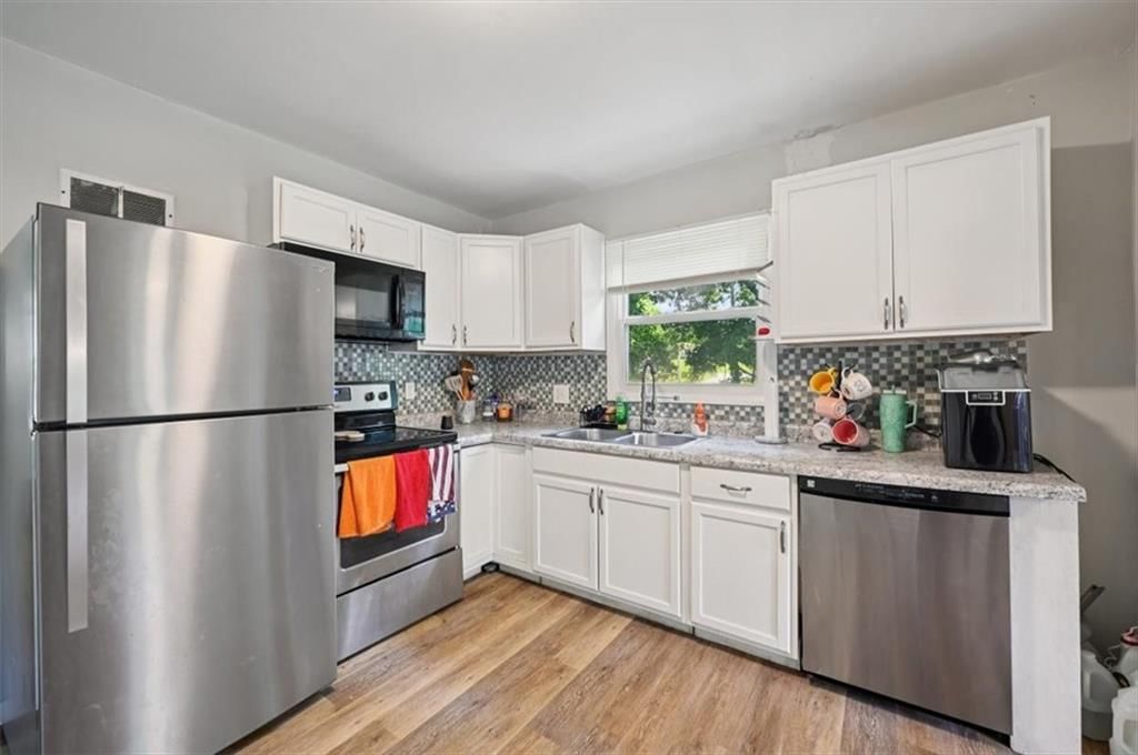 919 Walnut Street — photo 7