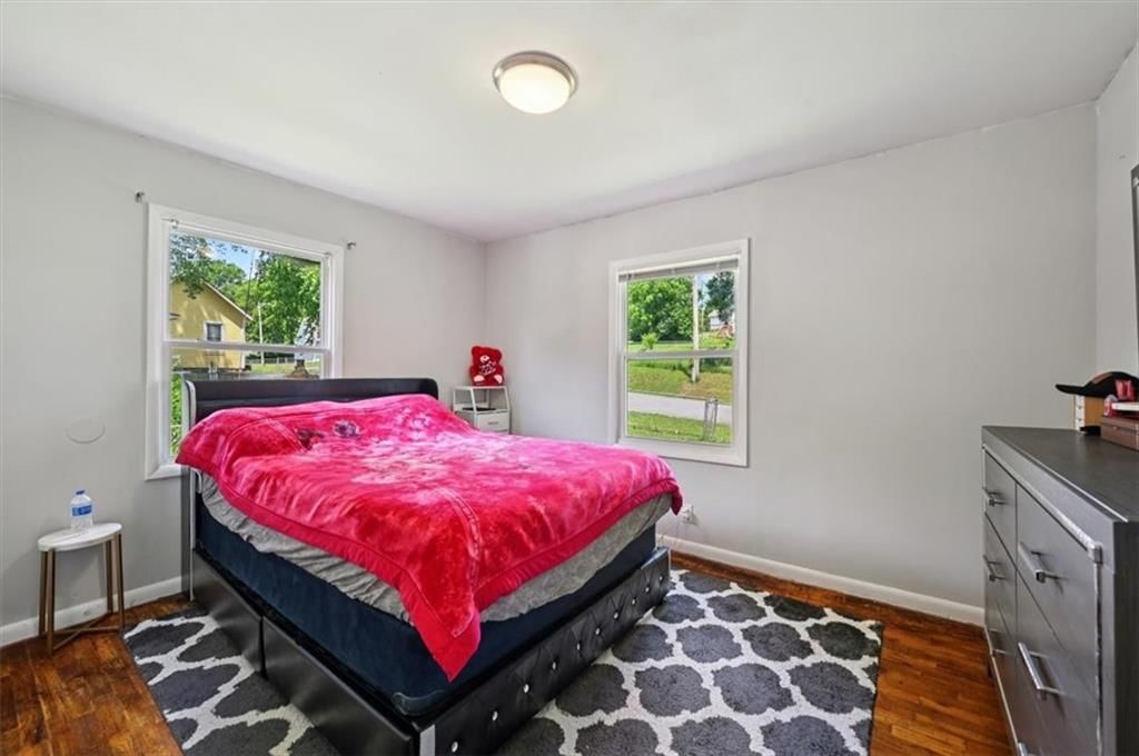 919 Walnut Street — photo 11