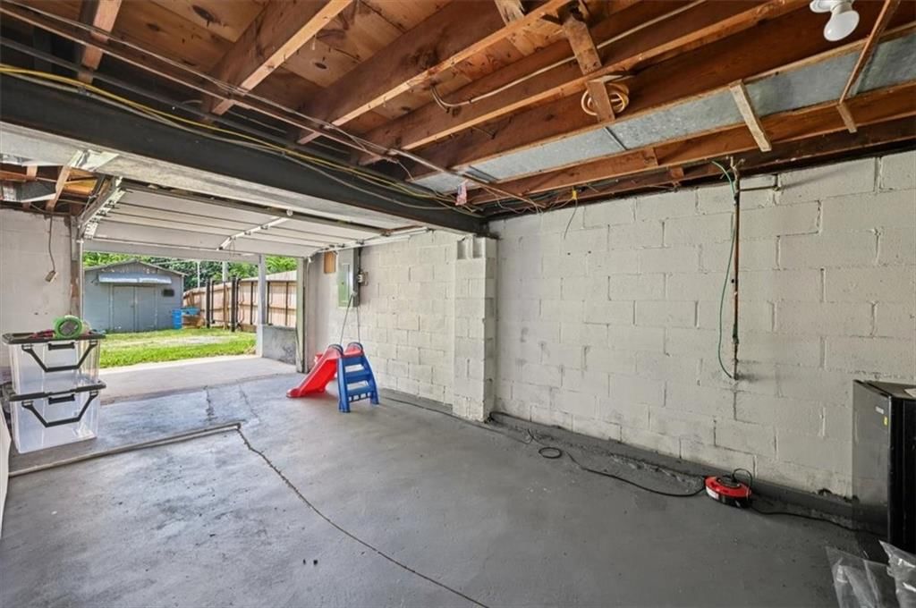 919 Walnut Street — photo 22