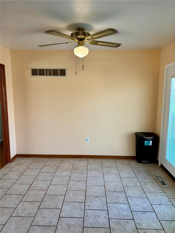 102 Cottonwood Close Street — photo 22