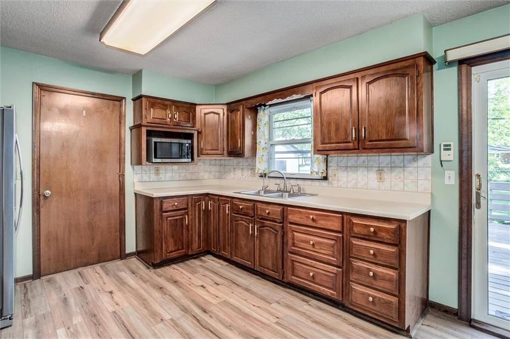 2316 NW 86 Terrace — photo 9