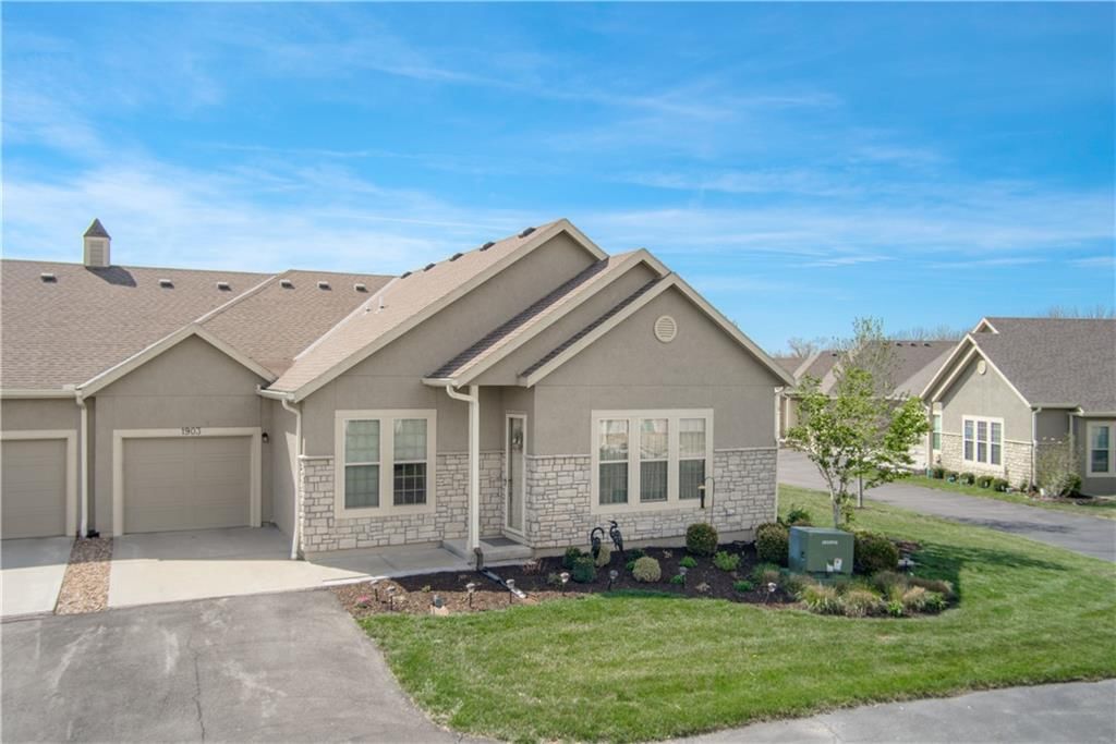 15597 S Church Street, Olathe, KS