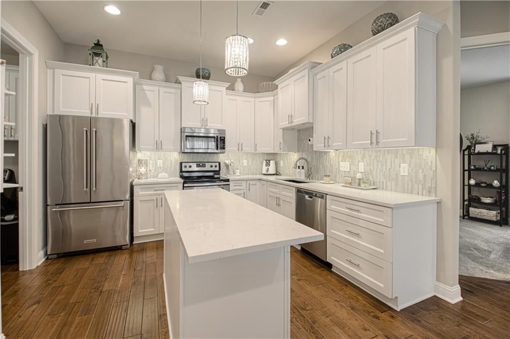 15597 S Church Street — photo 13