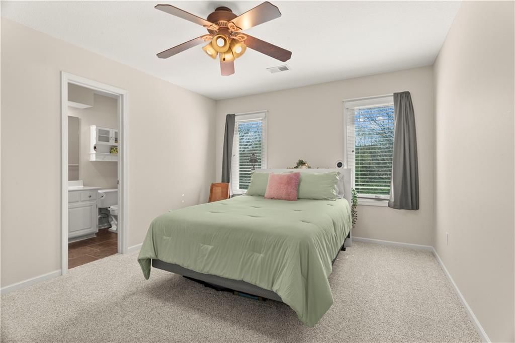 709 NE Twin Brook Drive — photo 24