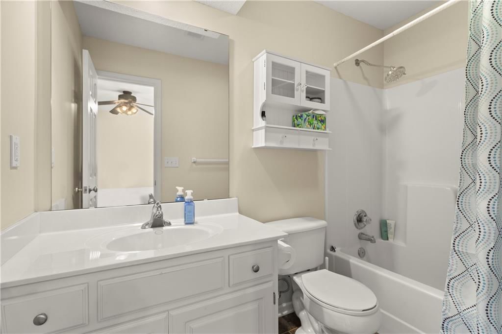 709 NE Twin Brook Drive — photo 25